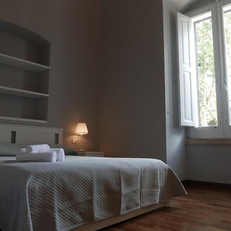 Suite 261 - Intero Appartamento Nel Centro Di Барі Екстер'єр фото