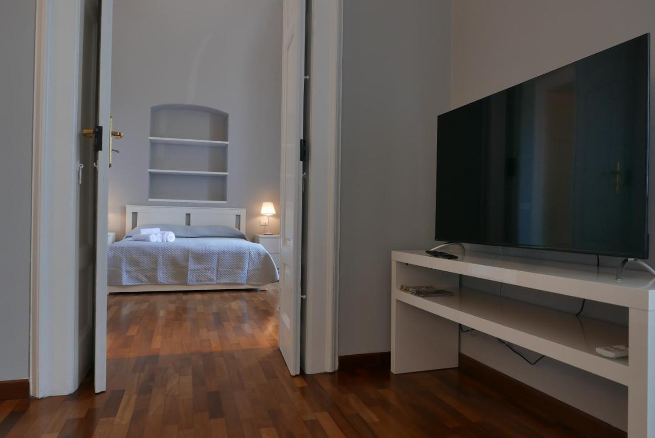 Suite 261 - Intero Appartamento Nel Centro Di Барі Екстер'єр фото