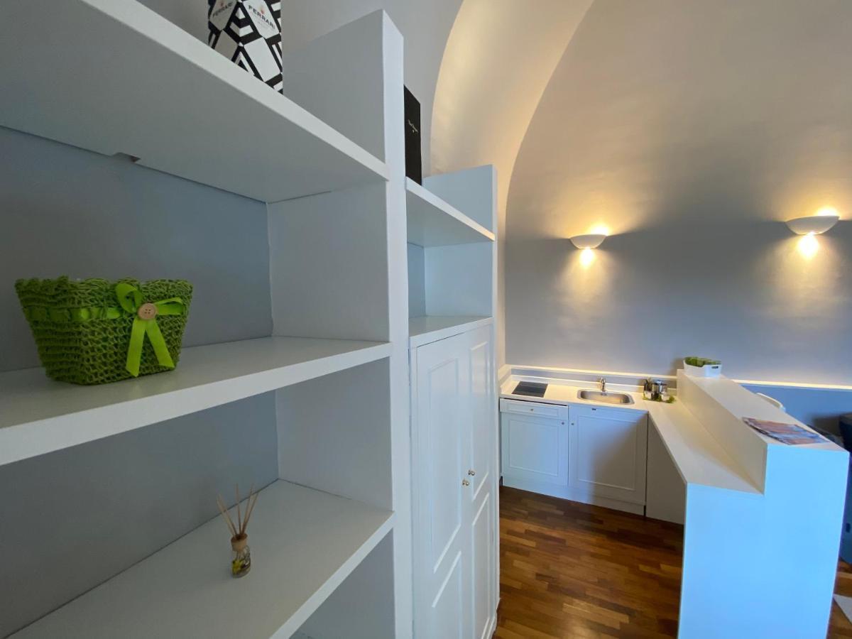 Suite 261 - Intero Appartamento Nel Centro Di Барі Екстер'єр фото